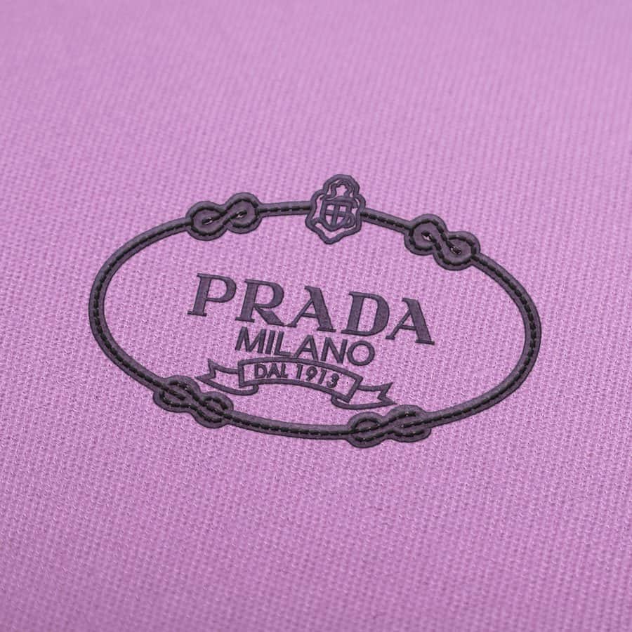 Prada Logotipos
